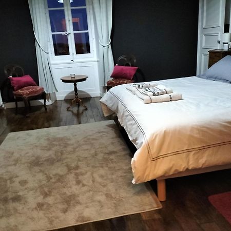 Bed and Breakfast Chateau Le Puybelliard Chantonnay Exterior foto